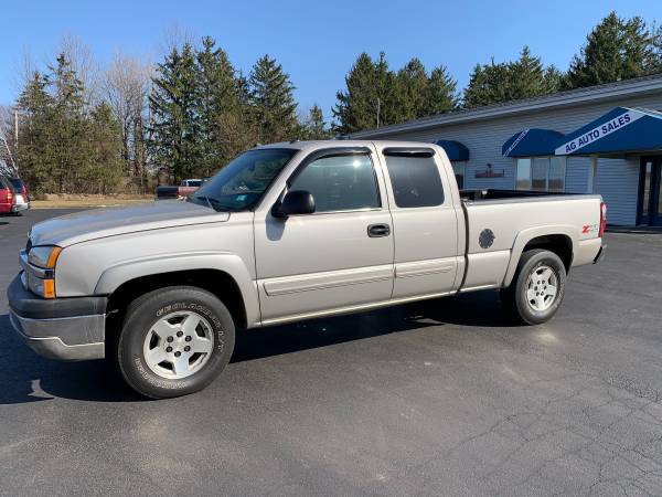 2005 Silverado ext - - by dealer - vehicle automotive for sale in Ontario Center, NY – photo 4