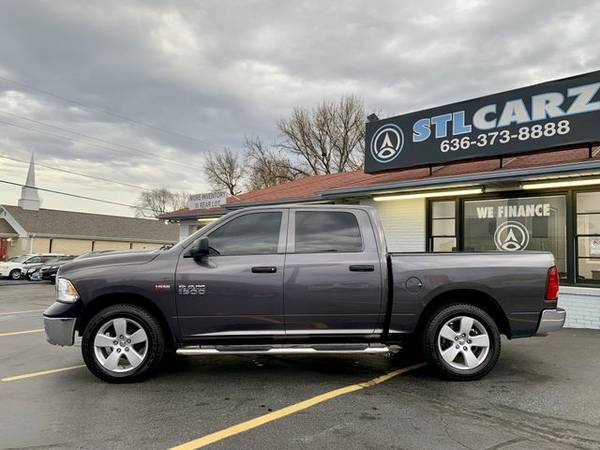 2017 Ram 1500 Crew Cab - Financing Available! - cars & trucks - by... for sale in St. Charles, MO – photo 8