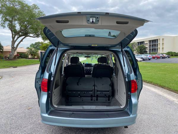 Excellent minivan for sale in Bradenton, FL – photo 8