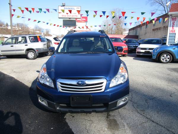 2011 SUBARU OUTBACK PREMIUM EXCELLENT CONDITION!!!!!!! - cars &... for sale in NEW YORK, NY – photo 2