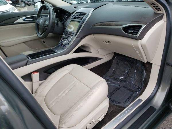 2017 Lincoln MKZ Hybrid Reserve FWD for sale in Medford, OR – photo 12