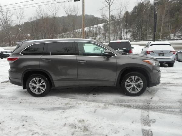 2015 Toyota Highlander XLE AWD V6/THIRD ROW SEATING for sale in Cass Lake, VT – photo 6