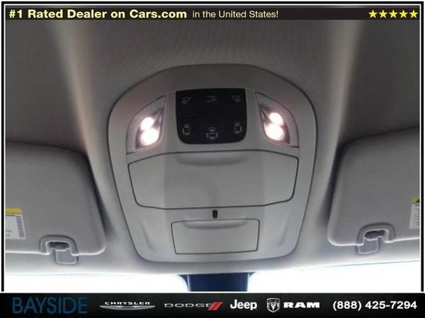 2017 Chrysler Pacifica Touring van Bright White Clearcoat for sale in Bayside, NY – photo 23