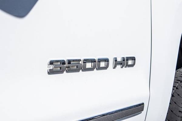 DIESEL TRUCK 2017 Chevrolet Silverado 3500 4x4 4WD Chevy LTZ Cab for sale in Sumner, WA – photo 6
