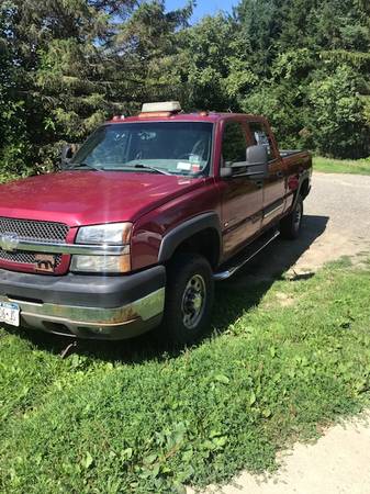 2004 Chevy Silverado 2500 With Plow and tailgate spreader for sale in Athens, NY