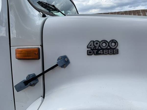 2000 INTERNATIONAL 4900 4900 Regular Cab - - by dealer for sale in Omaha, NE – photo 21