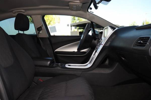 2013 Chevrolet Volt SKU:DU100485 Hatchback for sale in Irvine, CA – photo 16