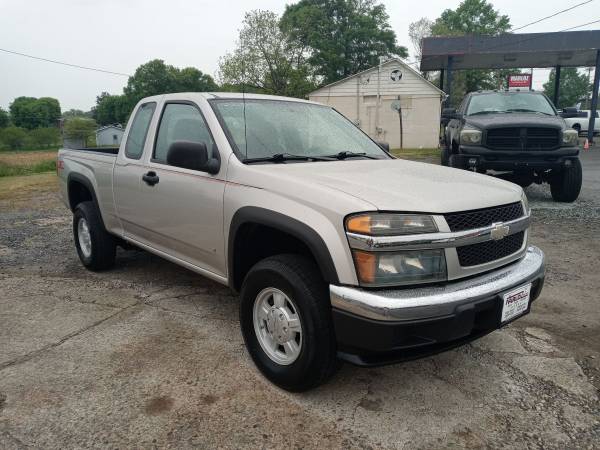 2007 Chevy Colorado 4x4 Z-71 X-Cab (1 Owner) - - by for sale in Statesville, NC – photo 6