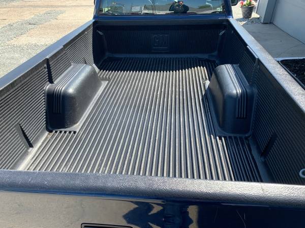2003 Chevy S-10 LS LB - - by dealer - vehicle for sale in Warsaw, IN – photo 21