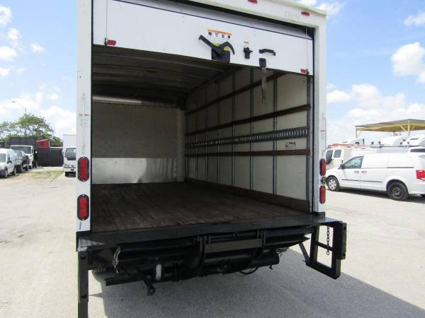 2013 Isuzu NPR-HD Dry Box Truck Delivery Truck 16FT Lift Gate for sale in Opa-Locka, FL – photo 13
