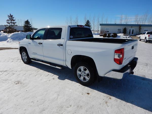 2015 Toyota Tundra SR5 CrewMax for sale in Macgregor, ND – photo 3