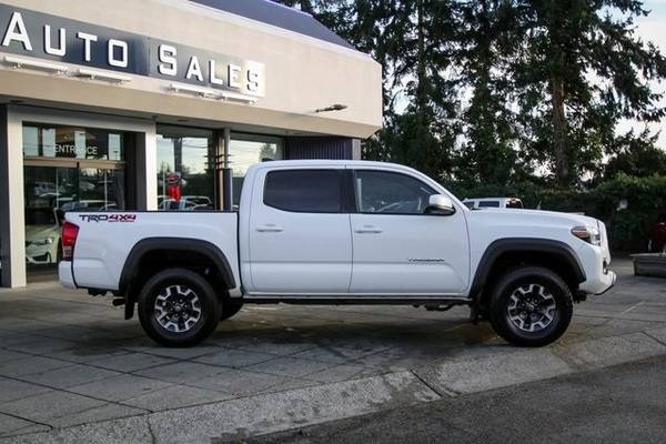 2017 Toyota Tacoma 4x4 4WD TRD Offroad NAVI Truck - cars & trucks -... for sale in Lynnwood, OR – photo 4