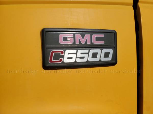 2002 GMC C6500 UTILITY TRUCK WITH ACKER PT-22 CORE SAMPLING DRILL... for sale in Los Angeles, CA – photo 3