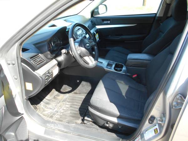 2010 Subaru Outback Premium Clean - - by dealer for sale in Mishawaka, IN – photo 6