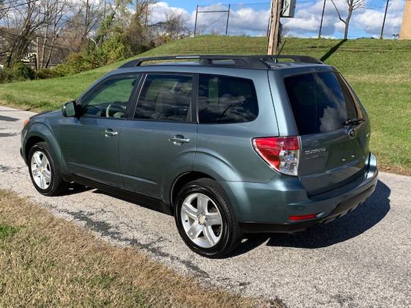 2010 SUBARU FORESTER 2.5X PREMIUM AWD FULLY SERVICED LOW MILES -... for sale in Halethorpe, MD – photo 4