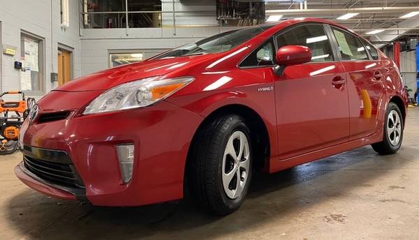 2015 Toyota Prius FIVE - cars & trucks - by dealer - vehicle... for sale in Coopersville, MI – photo 3