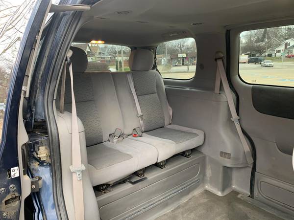 2007 Chevrolet Uplander *Handicap Van Right Side Power Ramp* - cars... for sale in Columbus, OH – photo 4
