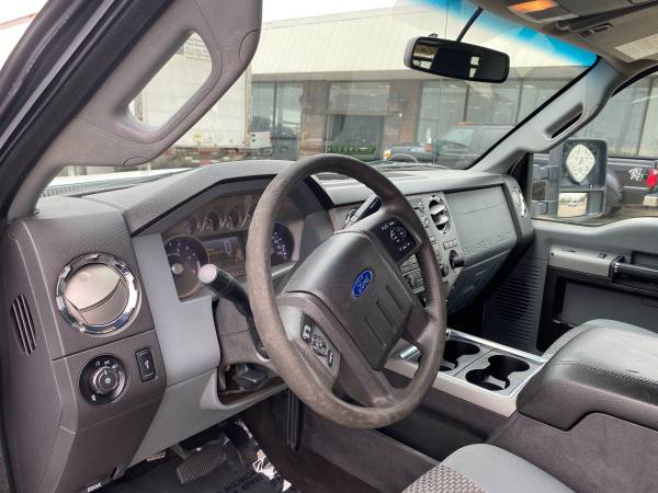 2015 Ford F-250 Super Duty XLT - - by dealer - vehicle for sale in Springfield, IL – photo 8