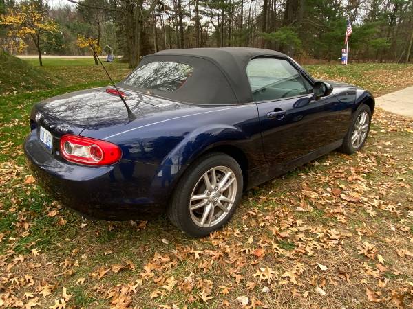 2011 Mazda MX5 - cars & trucks - by owner - vehicle automotive sale for sale in West Olive, MI – photo 4