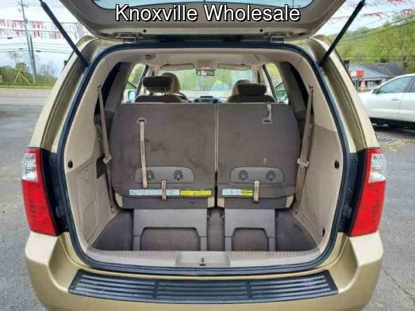 2009 Kia Sedona LX 4dr Mini Van LWB - - by dealer for sale in Knoxville, TN – photo 12