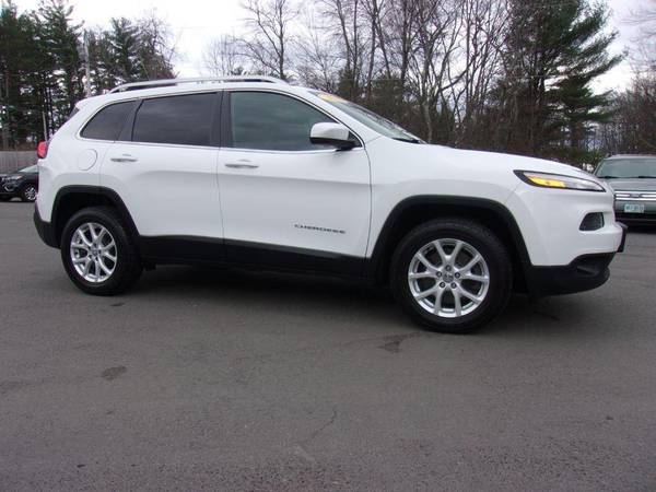 2016 Jeep Cherokee LATITUDE WE CAN FINANCE ANY CREDIT!!!!!!!!! -... for sale in Londonderry, NH – photo 4