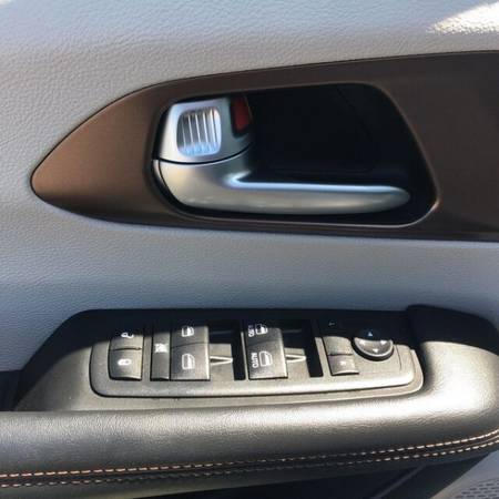 2018 Chrysler Pacifica Touring Plus with for sale in Grandview, WA – photo 6