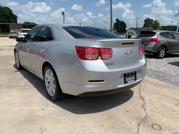 2014 Chevy Malibu - Leather - Sunroof - Remote Start - Backup Cam -... for sale in Gonzales, LA – photo 4