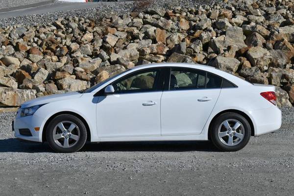 2014 Chevrolet Cruze 1LT - - by dealer - vehicle for sale in Naugatuck, CT – photo 2