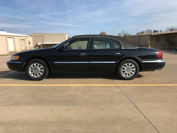 2002 LINCOLN CONTINENTAL*CARFAX CERTIFIED*NO ACCIDNET*RUNS AND... for sale in Tulsa, OK – photo 5
