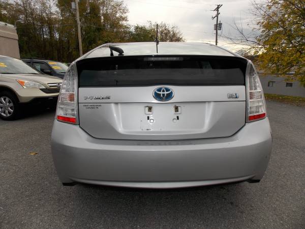 2010 Toyota prius (53mpg, inspected) - cars & trucks - by dealer -... for sale in Carlisle, PA – photo 6