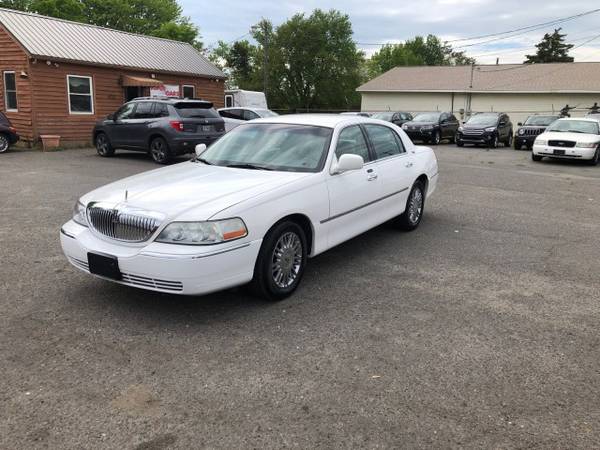 Lincoln Town Car Signature Limited 4dr Sedan 45 A Week Payments for sale in southwest VA, VA – photo 2