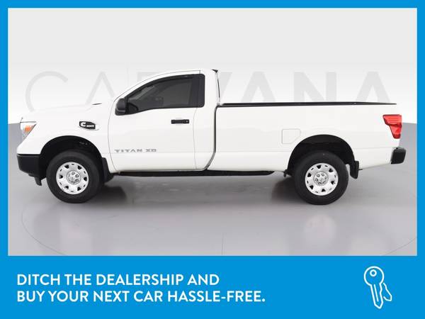 2017 Nissan TITAN XD Single Cab S Pickup 2D 8 ft pickup White for sale in Arlington, District Of Columbia – photo 4