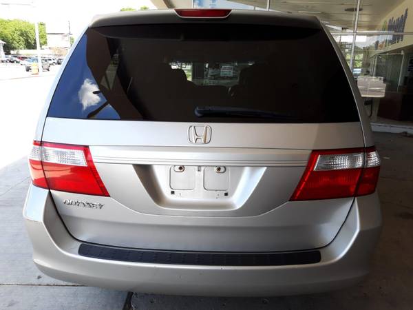 2006 HONDA ODYSSEY - cars & trucks - by dealer - vehicle automotive... for sale in milwaukee, WI – photo 6