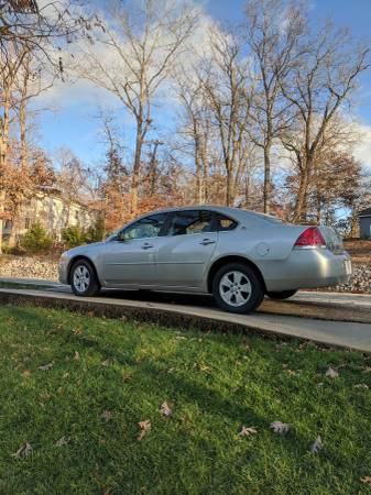 '08 Chevy Impala Excellent Condition - cars & trucks - by owner -... for sale in Lake Ozark, MO – photo 2