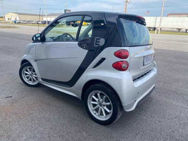 2016 Smart for Two Electric - - by dealer - vehicle for sale in Carthage, MO – photo 5