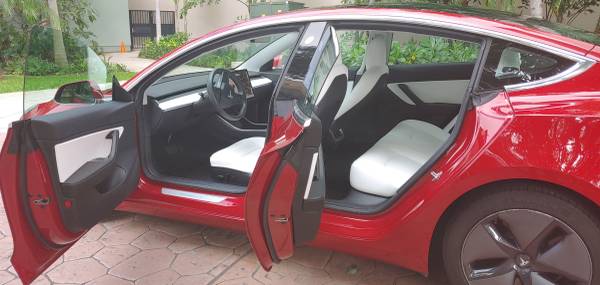 Tesla Model 3 Long range FSD Red with white interior for sale in Honolulu, HI – photo 3