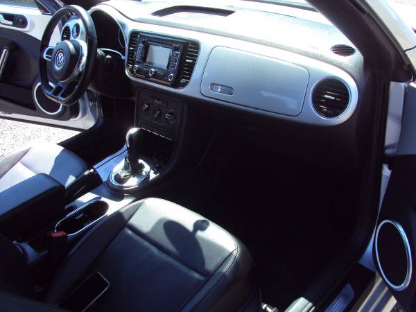 2012 Volkswagen Beetle 59k very clean, runs great for sale in south jersey, NJ – photo 9