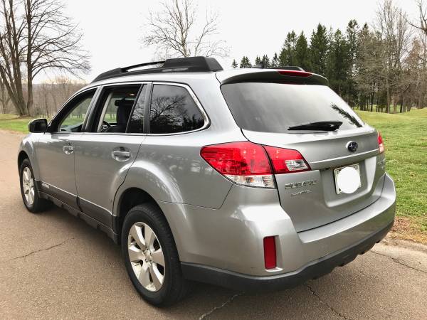 2011 Subaru Outback 3 6R Limited H6 AWD 1 Owner 132K for sale in Go Motors Niantic CT Buyers Choice Best, CT – photo 5