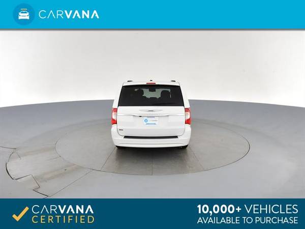 2015 Chrysler Town and Country Touring Minivan 4D mini-van WHITE - for sale in Chicago, IL – photo 20