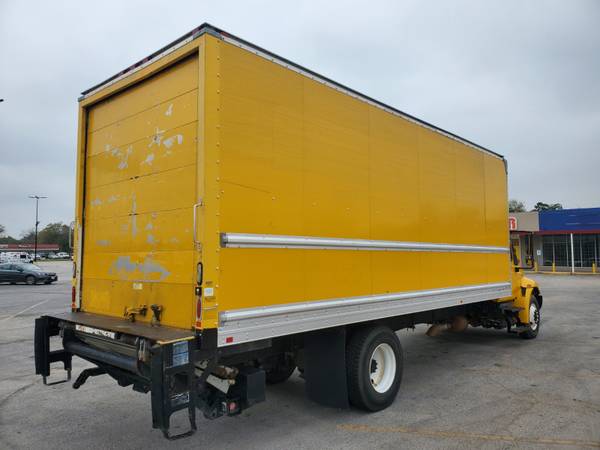 2012 INTERNATIONAL DT 4300 26 FT BOX TRUCK LIFTGATE - cars & trucks... for sale in Houston, TX – photo 3