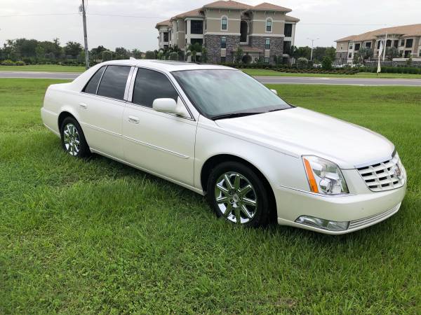 2011 Cadillac DTS Premium Collection for sale in Sarasota, FL – photo 4