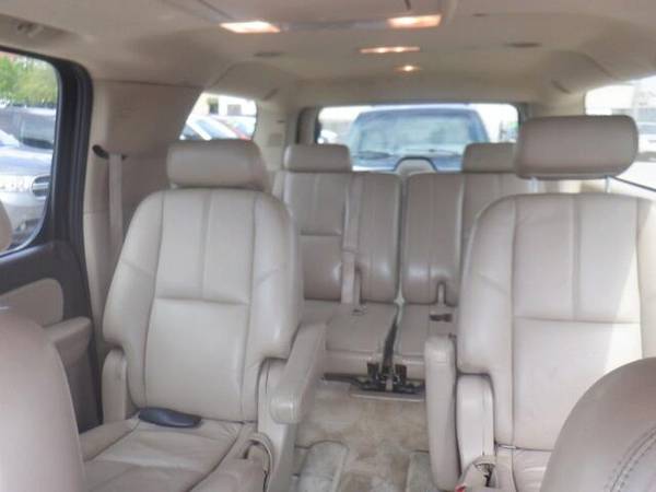 2007 GMC Yukon XL Denali - - by dealer - vehicle for sale in Des Moines, IA – photo 7