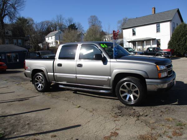 2006 Chevy Silverado 1500 Crew Cab LT3 (4WD) Loaded!! - cars &... for sale in Dubuque, IA