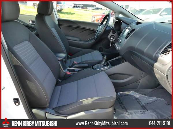 2017 Kia Forte S Auto - - cars & trucks - by dealer - vehicle... for sale in Frederick, District Of Columbia – photo 9