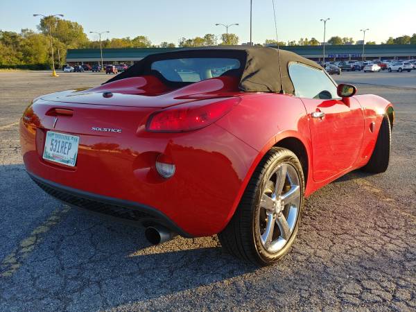 Pontiac Solstice Convertible Red Manual 5 Speed! 52k miles! for sale in Fort Wayne, IN – photo 10