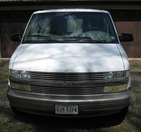 2002 Chevrolet Astro AWD Van, Very Low Miles & Clean! - cars & for sale in Pratts, VA – photo 2