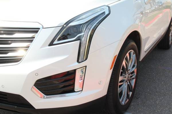 2018 Cadillac XT5 Premium Luxury FWD - - by dealer for sale in San Juan, TX – photo 8