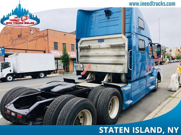 2012 VOLVO VNL TRACTOR SLEEPER MANUAL -New Haven for sale in Staten Island, CT – photo 4