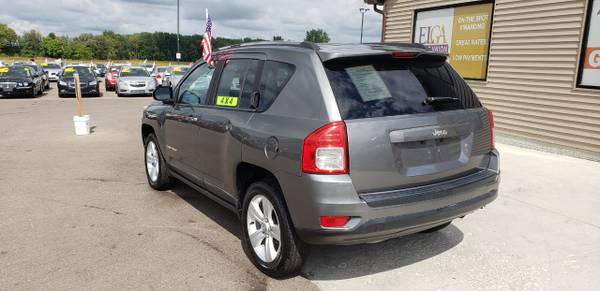 **GOOD BUY**2011 Jeep Compass 4WD 4dr North Edition for sale in Chesaning, MI – photo 4