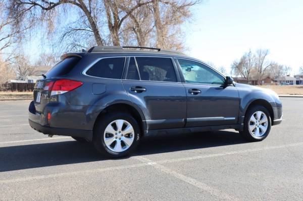 2011 Subaru Outback 3.6R Limited - cars & trucks - by dealer -... for sale in Longmont, CO – photo 4